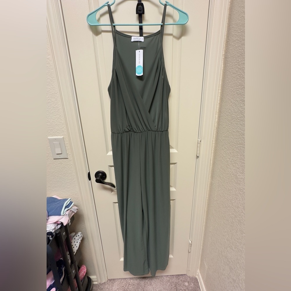 Elegant Green Sleeveless Jumpsuit